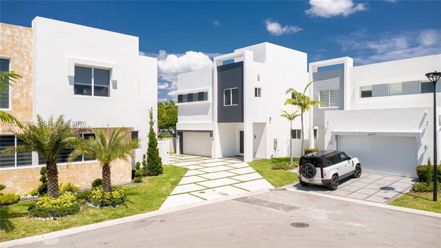 Property photo for 10381 NW 67th Terrace, Doral, FL