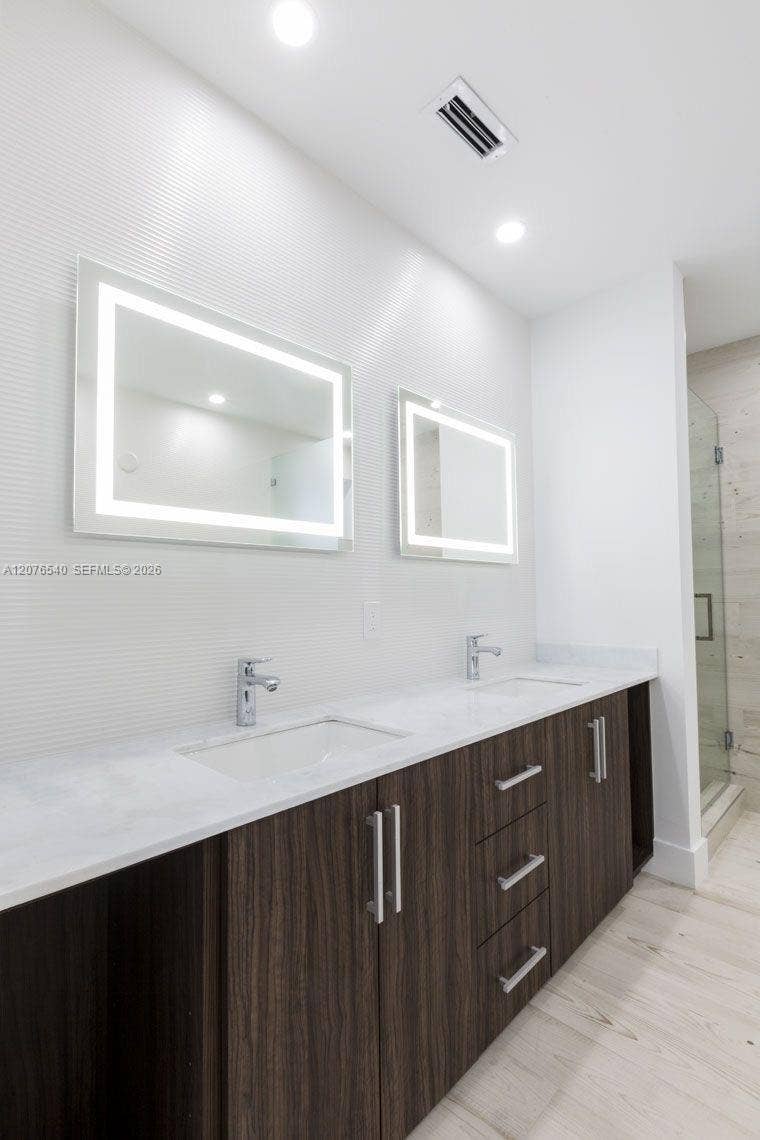 619 NE 14th Avenue, Fort Lauderdale, Fort Lauderdale, FL 33304 Photo 9