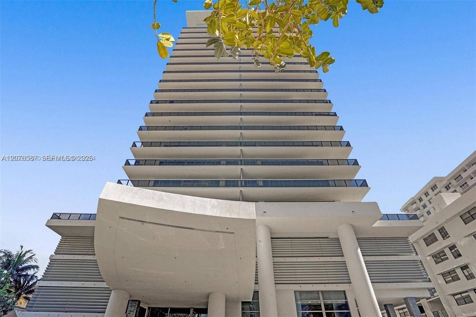 5875 Collins Avenue, #903, Miami Beach, FL 33140 Photo 29