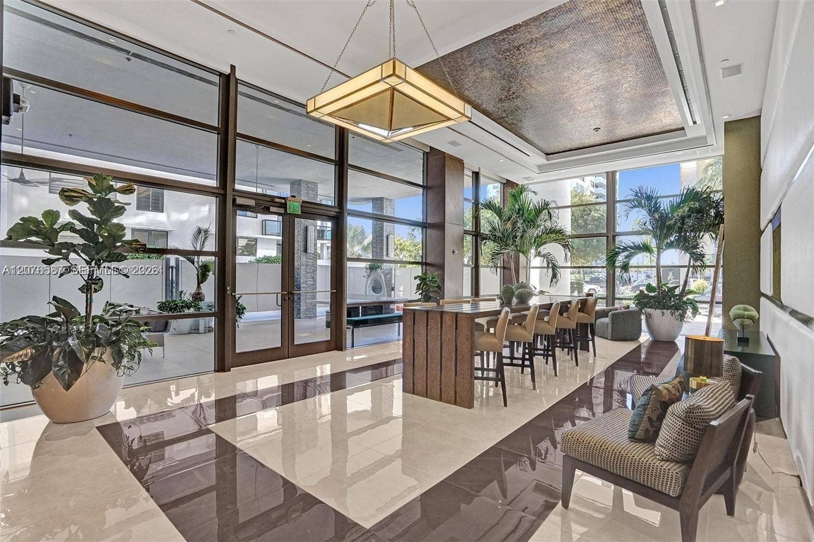 5875 Collins Avenue, #903, Miami Beach, FL 33140 Photo 21