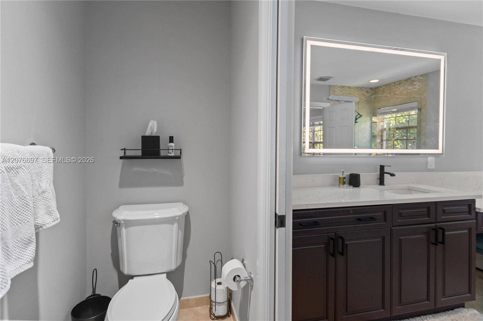 1139 N Victoria Park Road, Fort Lauderdale, FL 33304 Private Primary Bathroom Commode