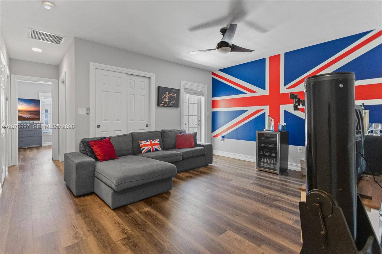 1139 N Victoria Park Road, Fort Lauderdale, FL 33304 Open Guest Bedroom with Closet and Balcony. Can be closed in to be a private bedroom.