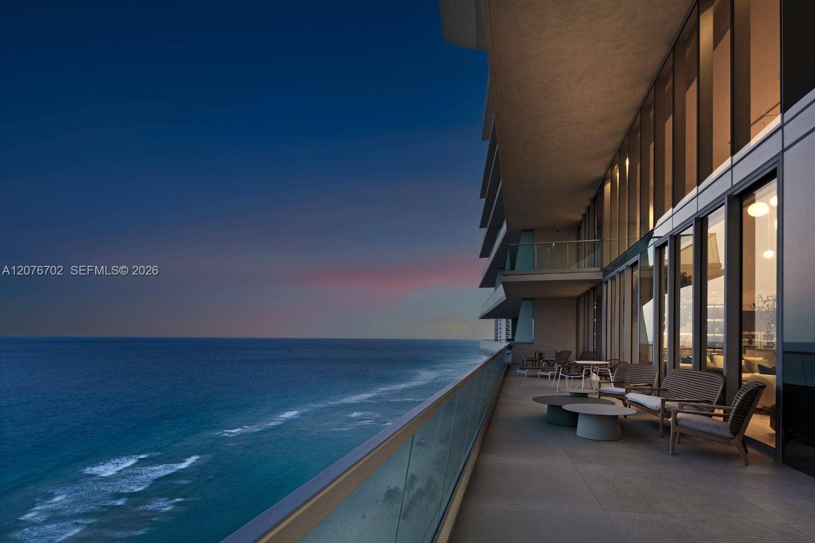 Photo 64