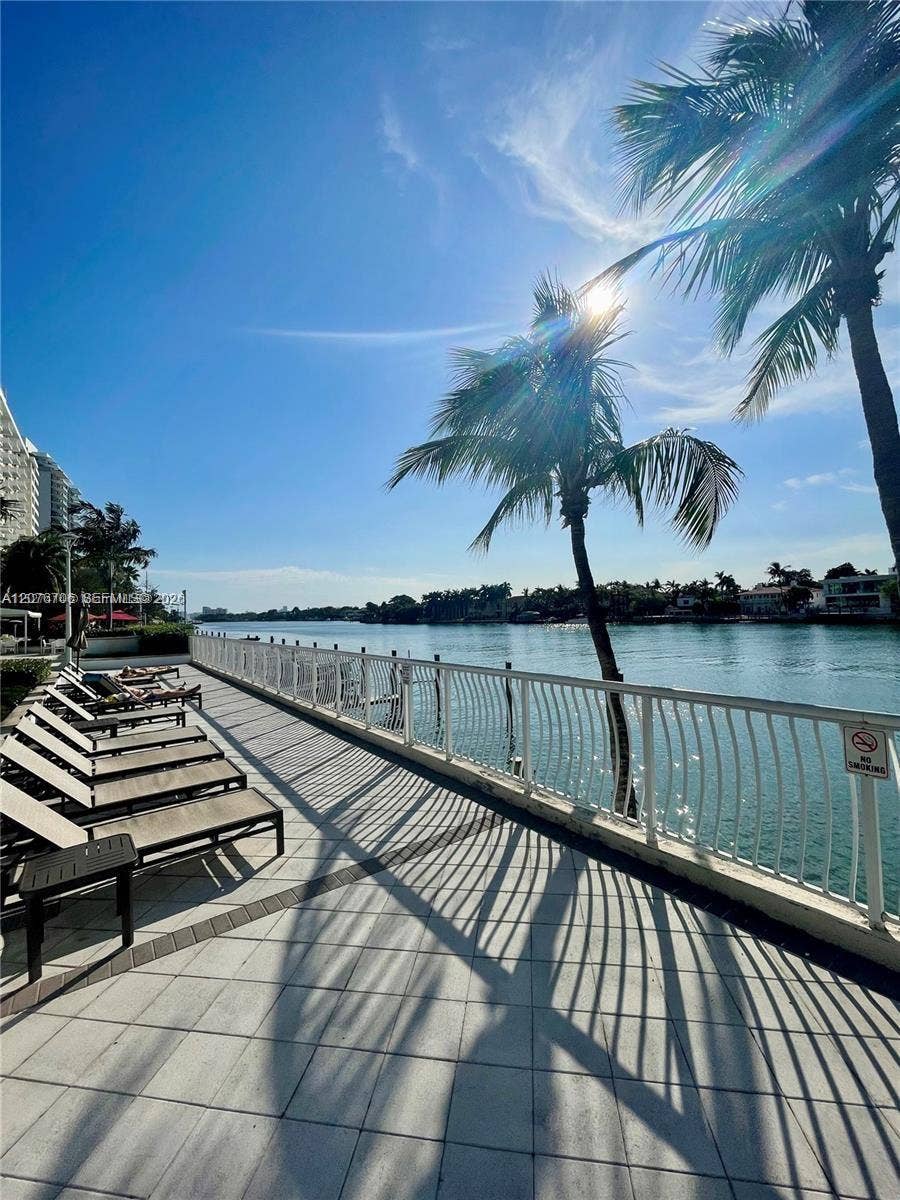 5600 Collins Avenue, #16P, Miami Beach, FL 33140 Photo 14