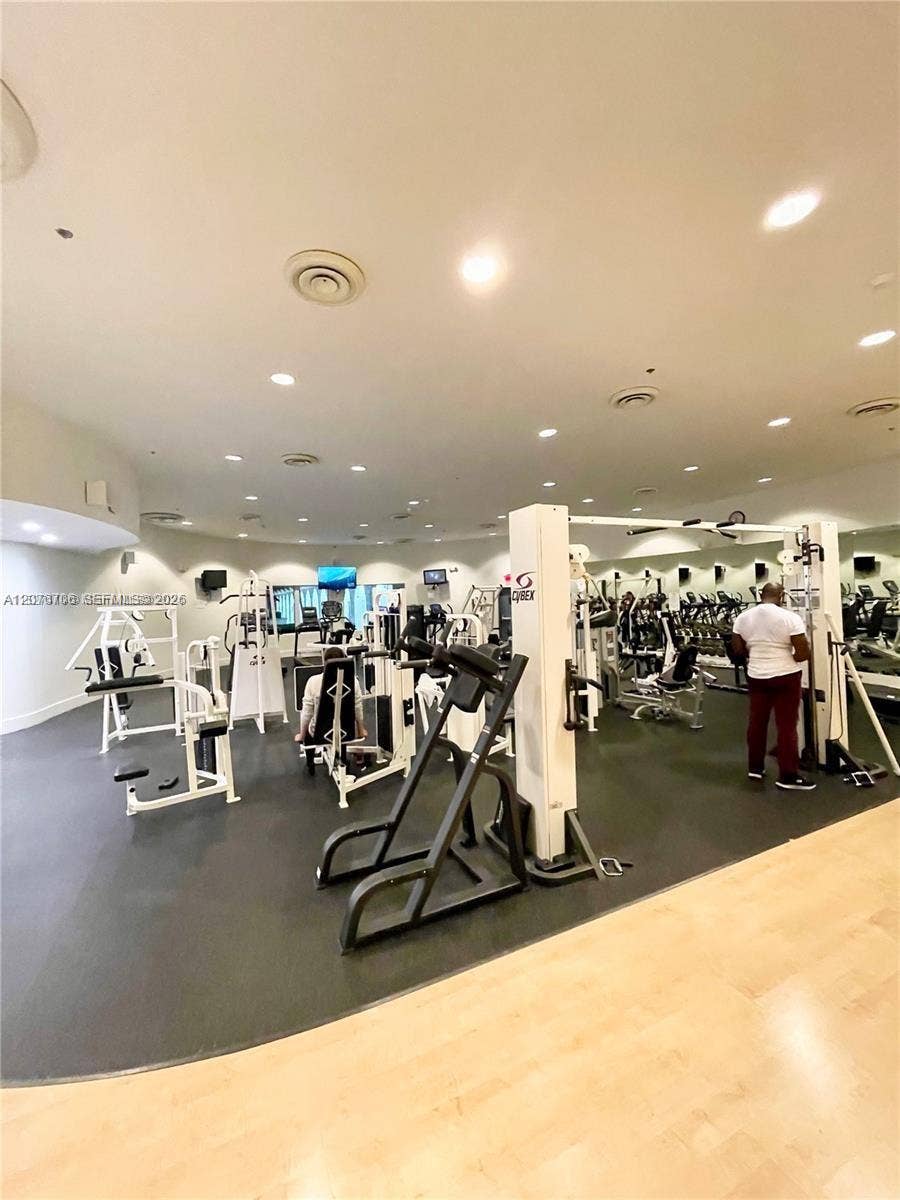 5600 Collins Avenue, #16P, Miami Beach, FL 33140 Photo 32
