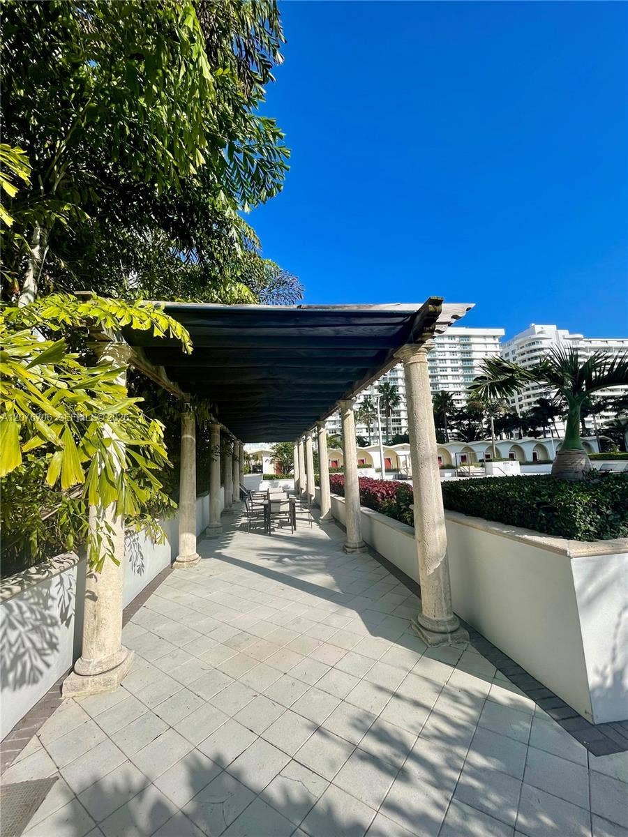 5600 Collins Avenue, #16P, Miami Beach, FL 33140 Photo 35