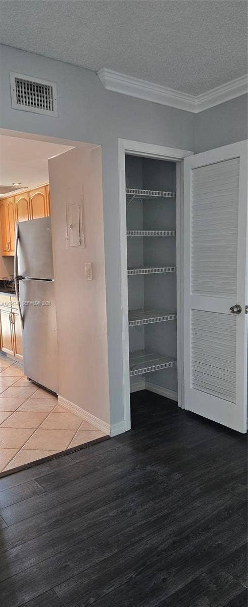 Fort Lauderdale, Fort Lauderdale, FL 33308 Photo 7