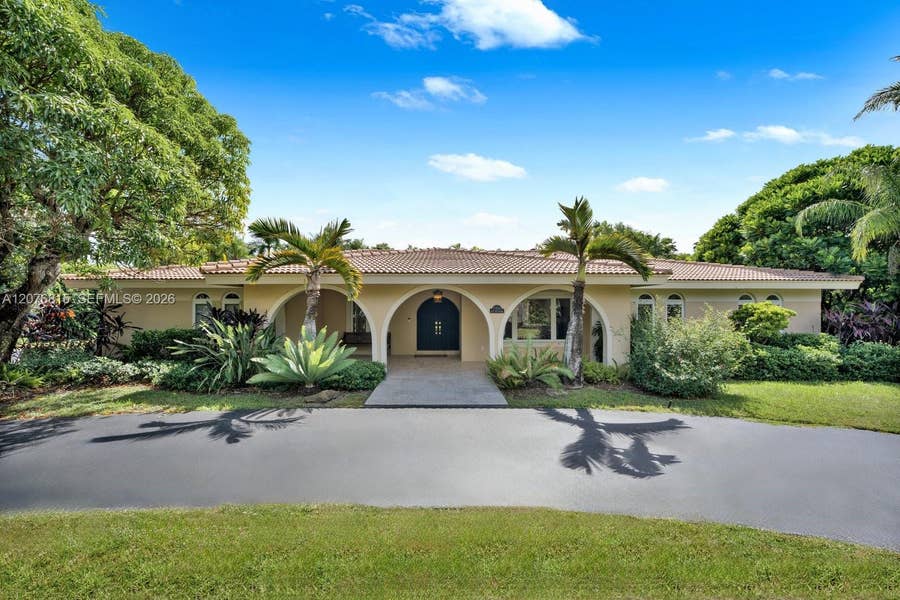 Property photo for 11805 SW 62nd Avenue, Pinecrest, FL