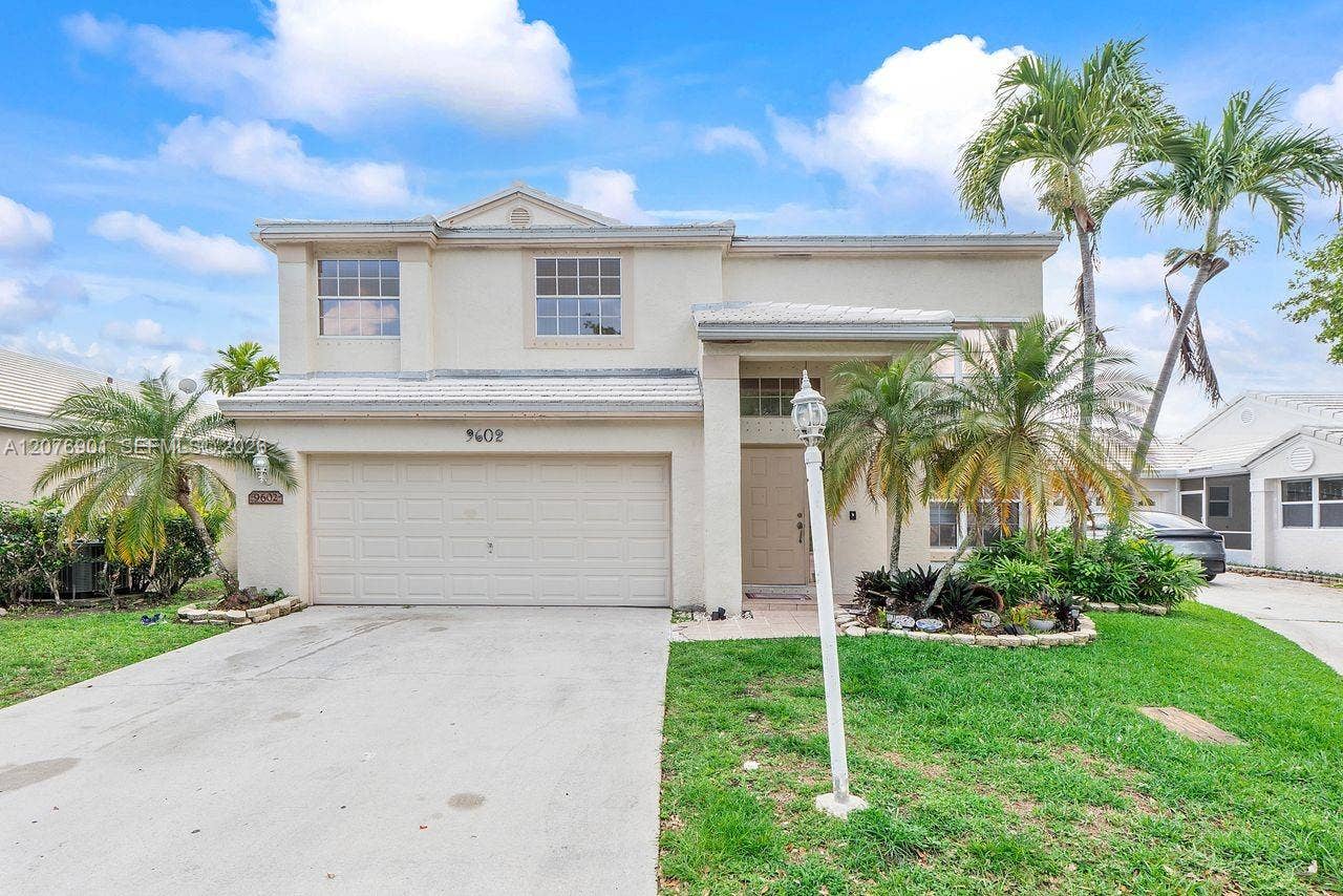9602 NW 8th Circle, Plantation, FL 33324 Photo 1