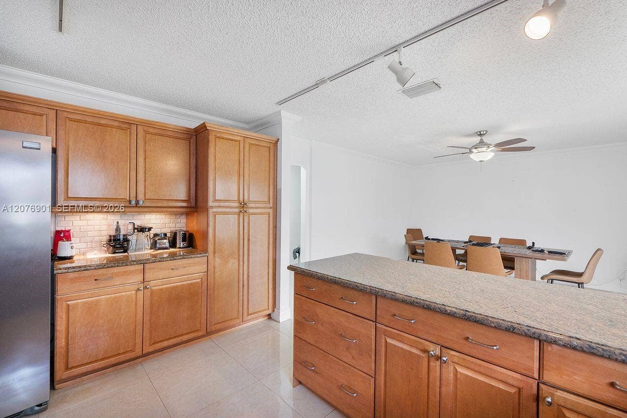 9602 NW 8th Circle, Plantation, FL 33324 Photo 14