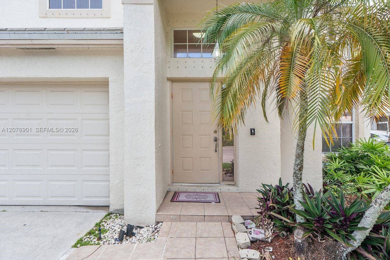 9602 NW 8th Circle, Plantation, FL 33324 Photo 7