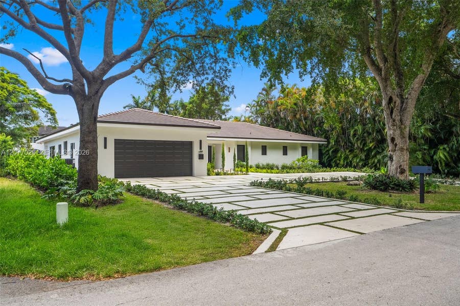 Property photo for 1520 Lugo Avenue, Coral Gables, FL