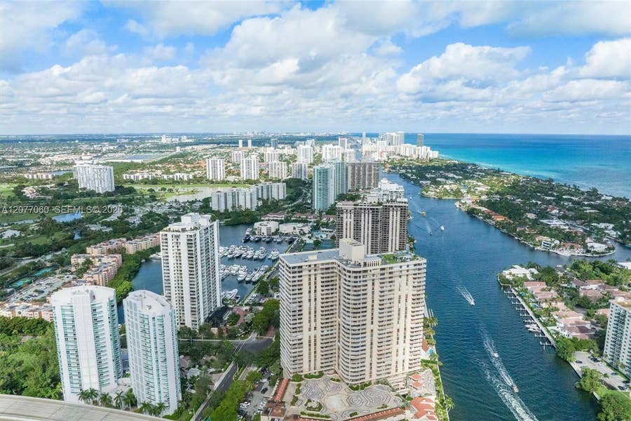 Property photo for 19355 Turnberry Way, #8B, Aventura, FL