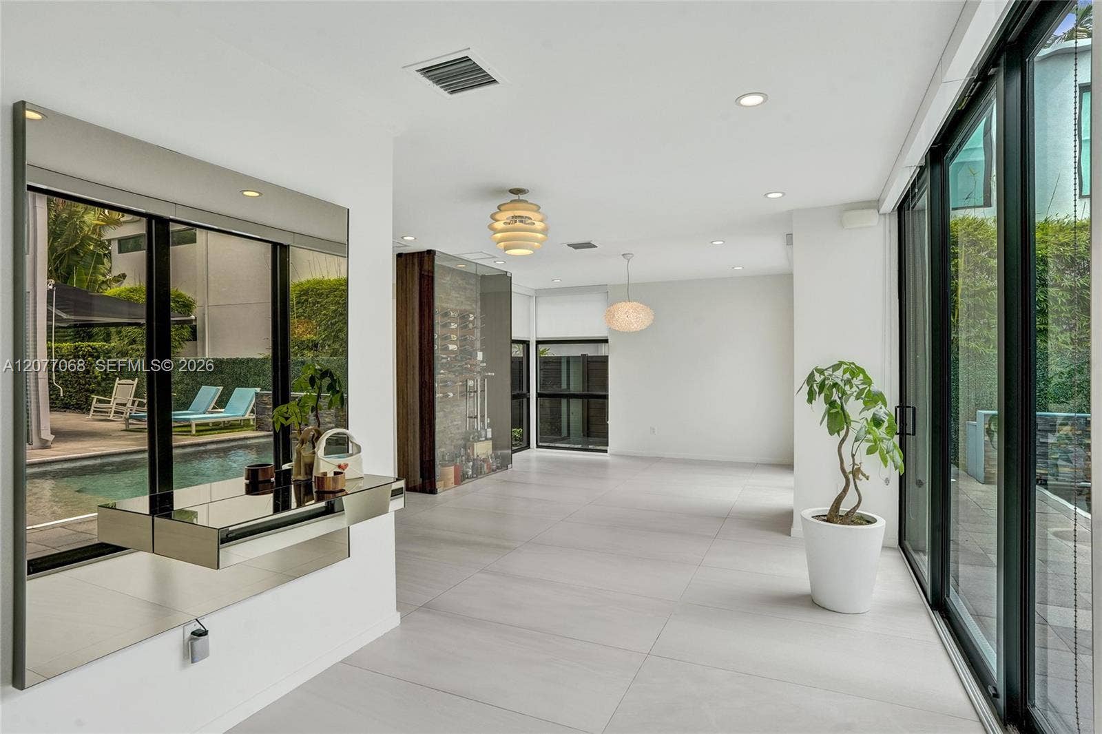 129 N Victoria Park Road, Fort Lauderdale, FL 33301 Photo 18