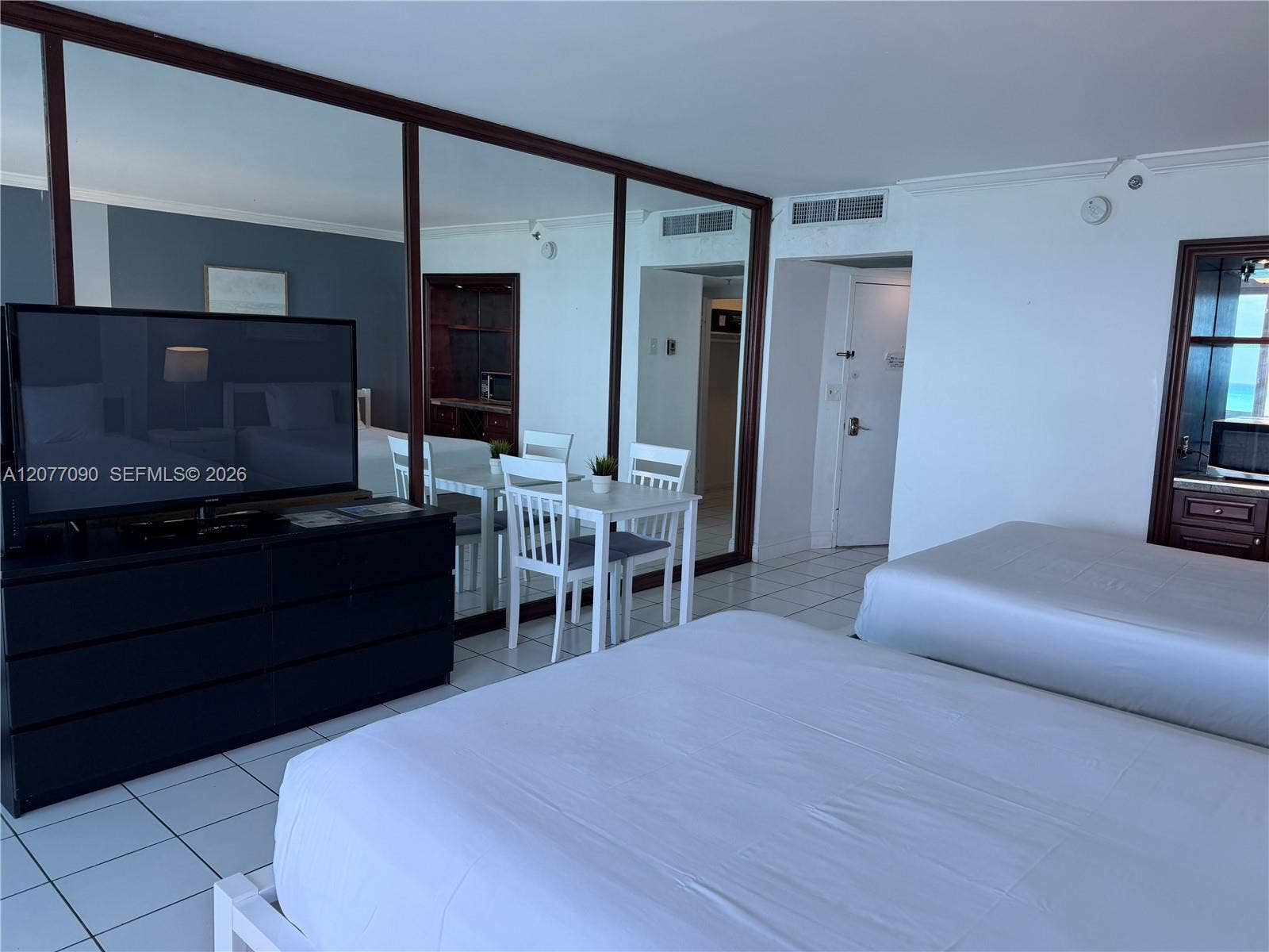5445 Collins Avenue, #729, Miami Beach, FL 33140 Photo 8