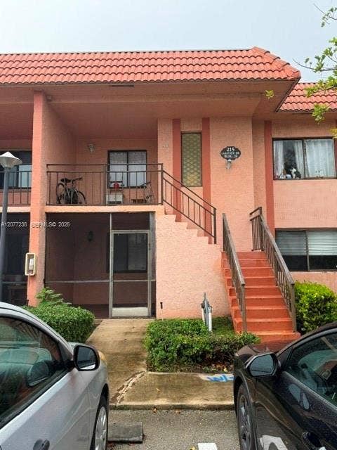 215 Lakeview Drive, #203, Weston, FL 33326 Photo 1