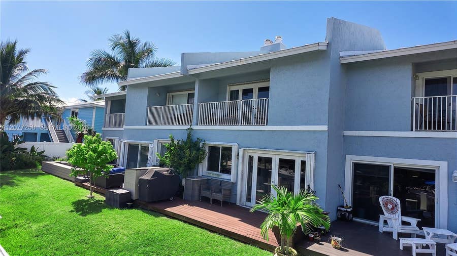 Property photo for 2119 NE 44th Street, Lighthouse Point, FL