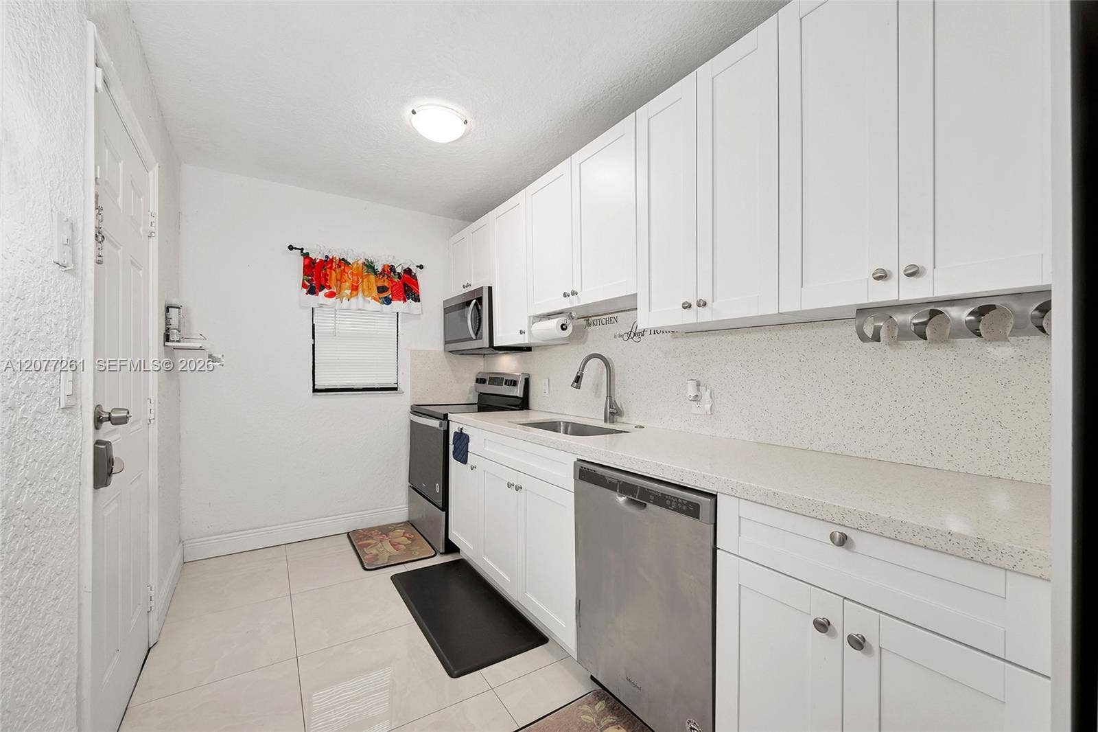 2420 NW 22nd Road, Fort Lauderdale, FL 33311 Photo 10