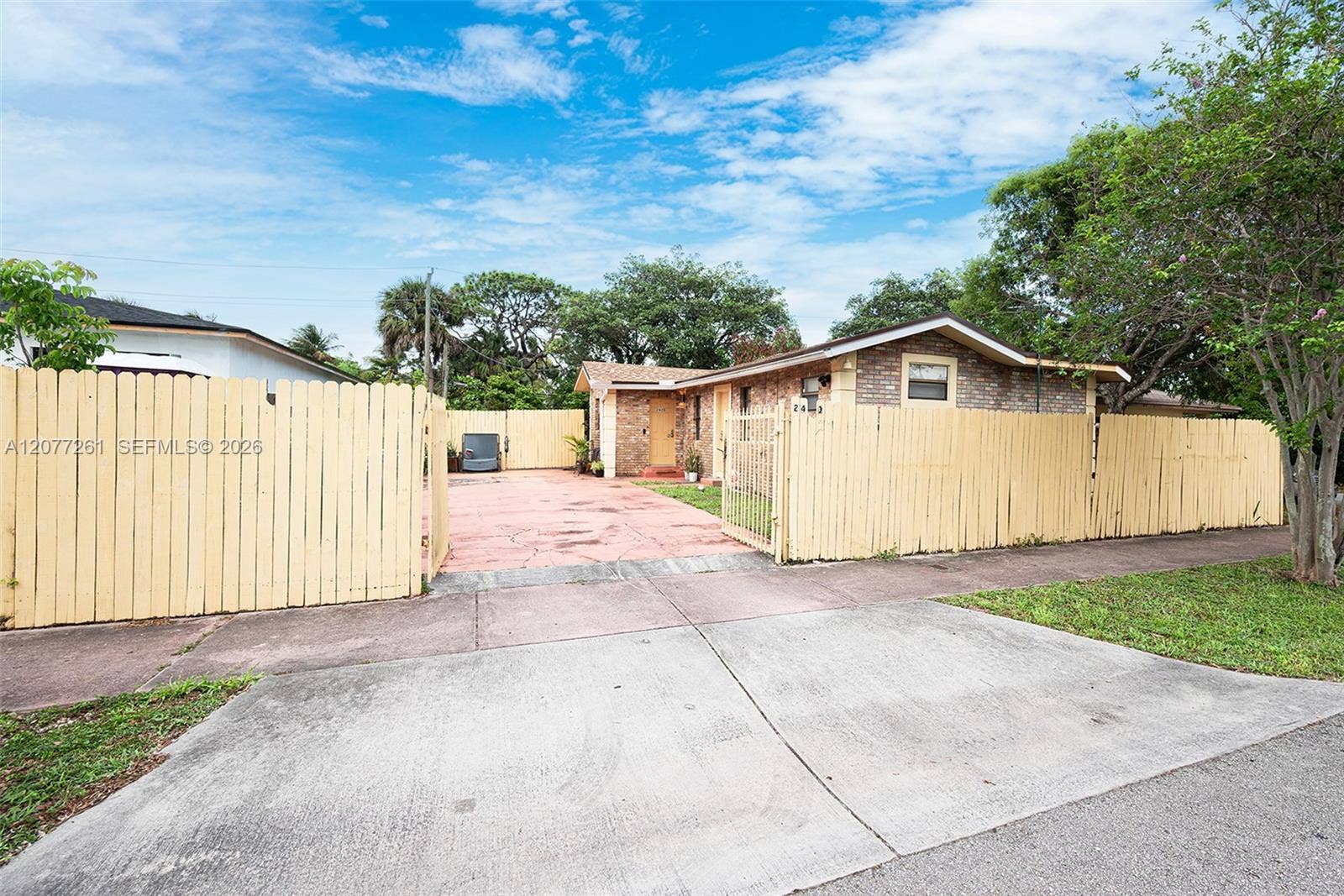 2420 NW 22nd Road, Fort Lauderdale, FL 33311 Photo 25