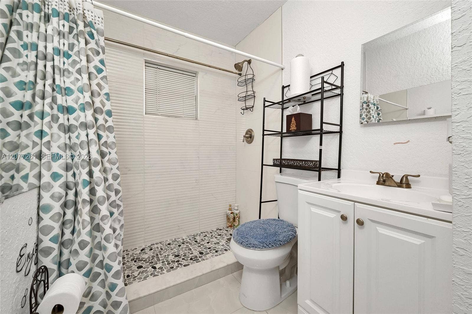 2420 NW 22nd Road, Fort Lauderdale, FL 33311 Photo 22