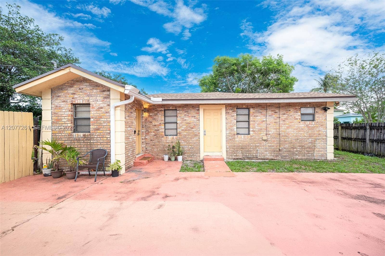 2420 NW 22nd Road, Fort Lauderdale, FL 33311 Photo 1