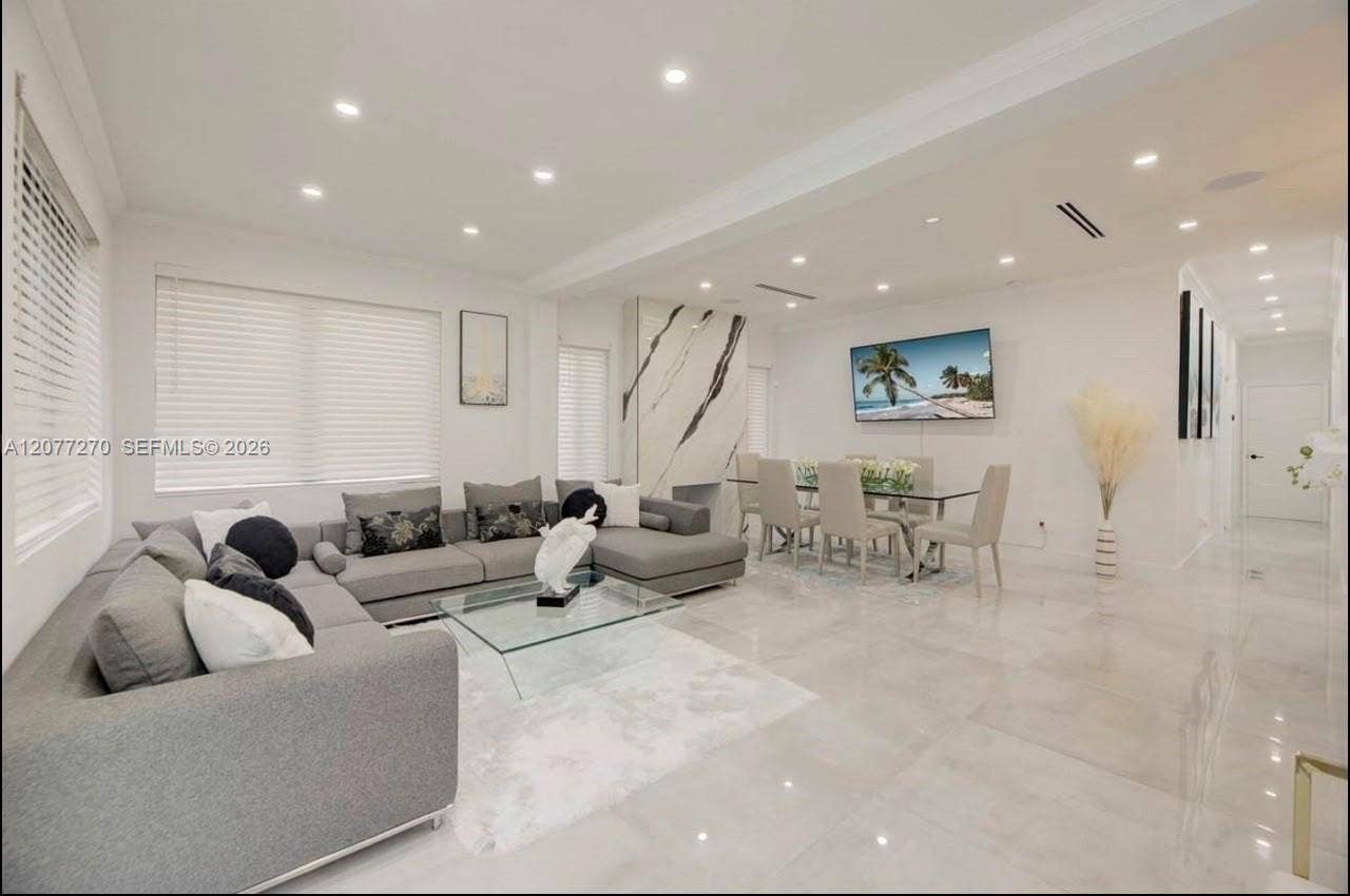 52 NE 47th Street, Miami, FL 33137 Photo 9