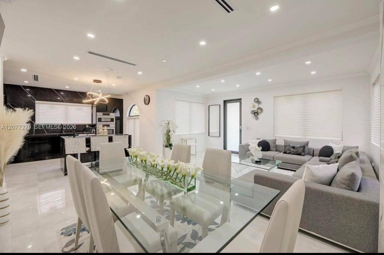 52 NE 47th Street, Miami, FL 33137 Photo 8