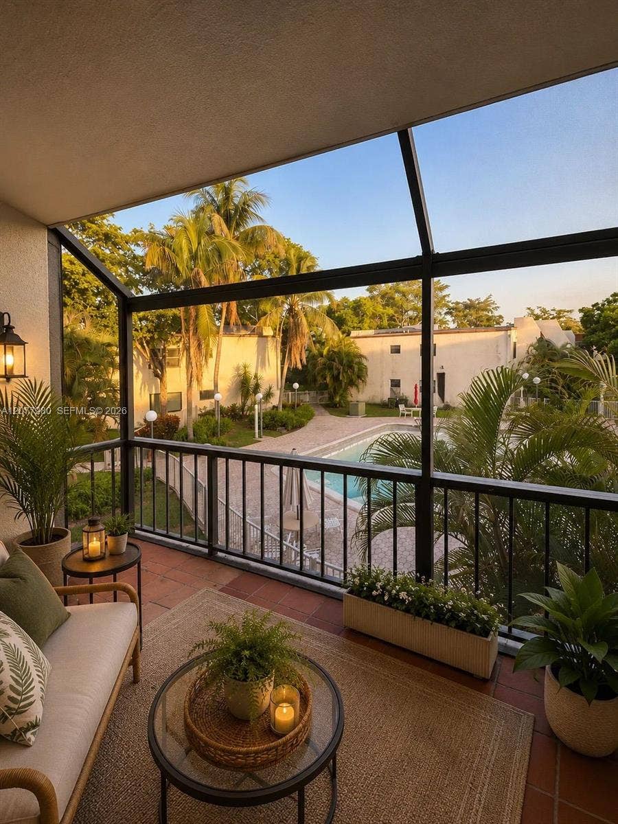 Property photo for 301 N Pine Island Road, #220, Plantation, FL