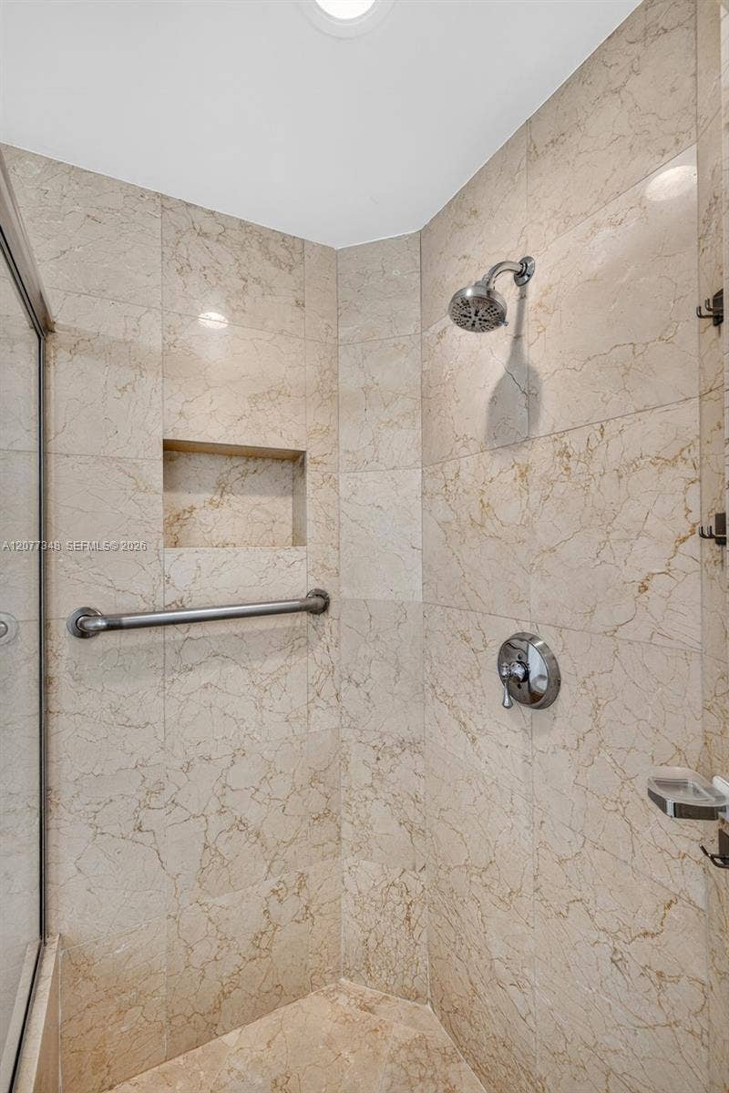 111 SE 8th Avenue, #705, Fort Lauderdale, FL 33301 Photo 35