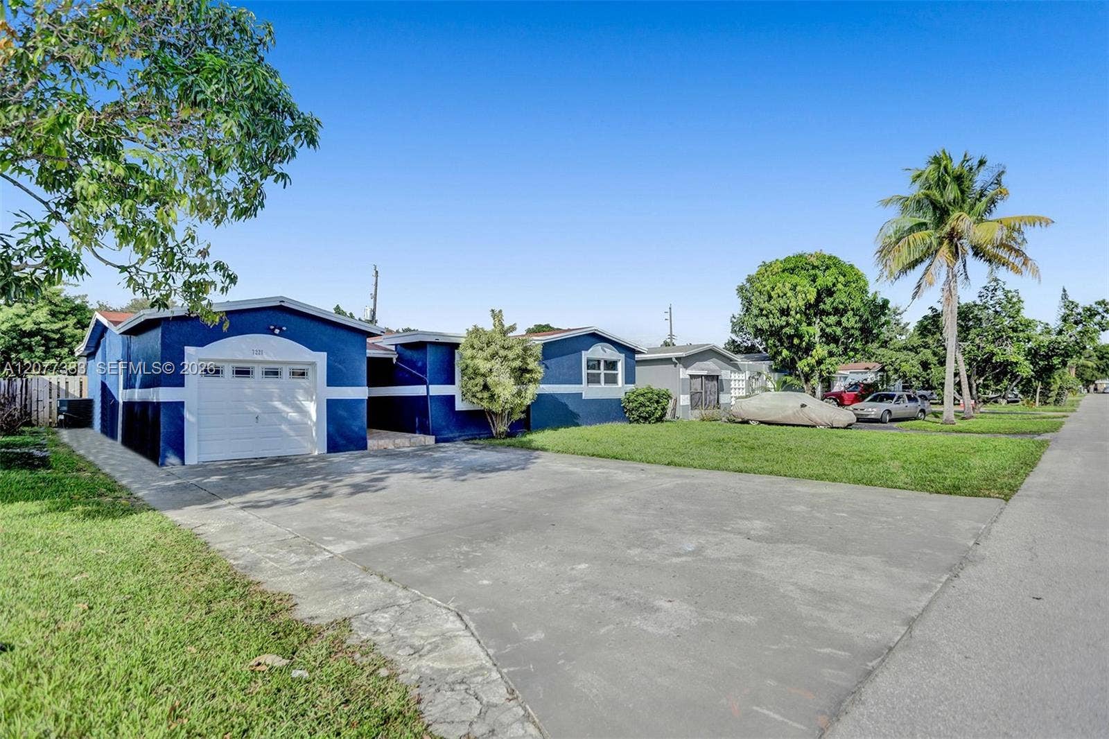 7221 Fairway Boulevard, Miramar, FL 33023 Photo 2