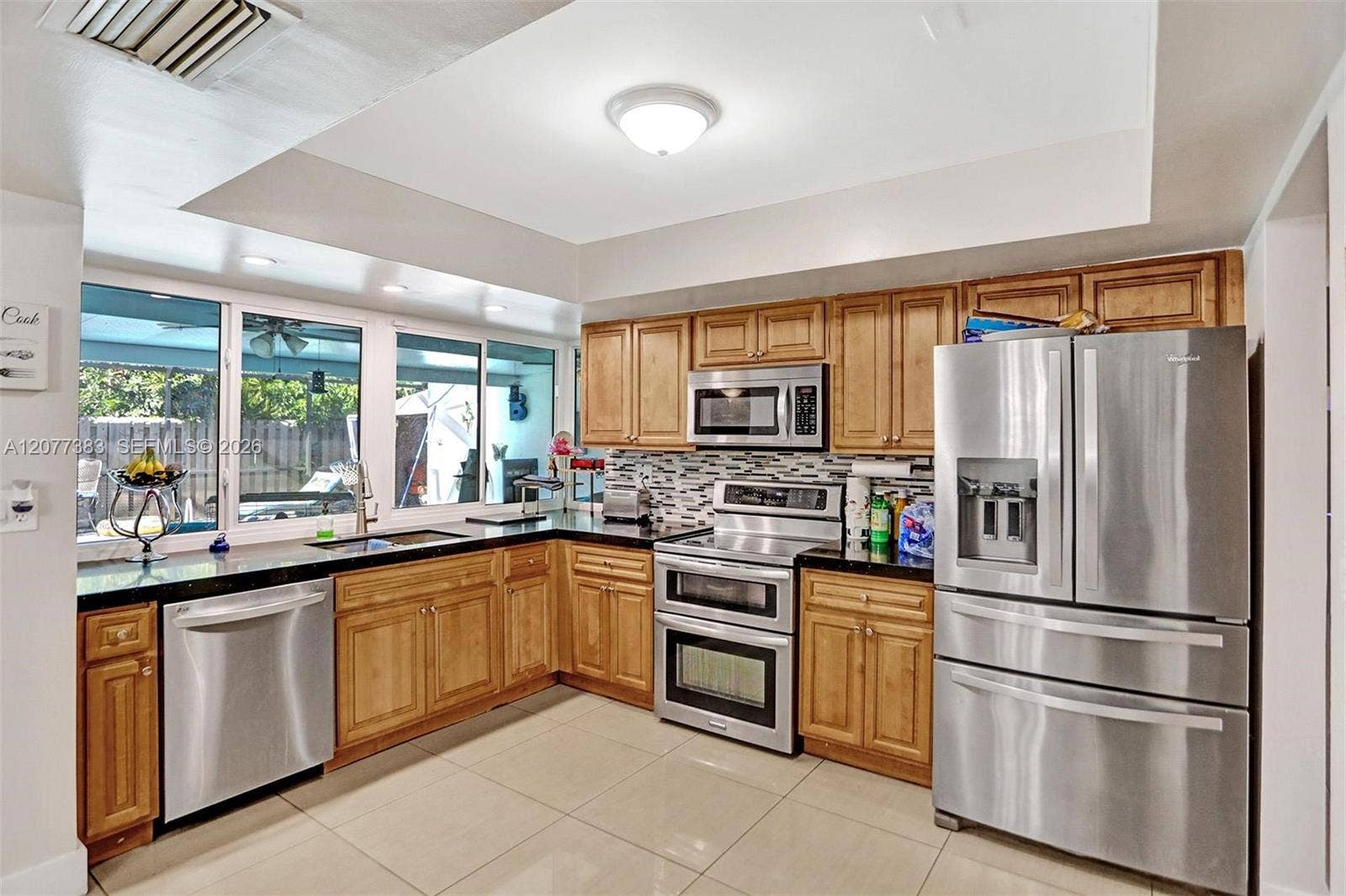 7221 Fairway Boulevard, Miramar, FL 33023 Photo 11