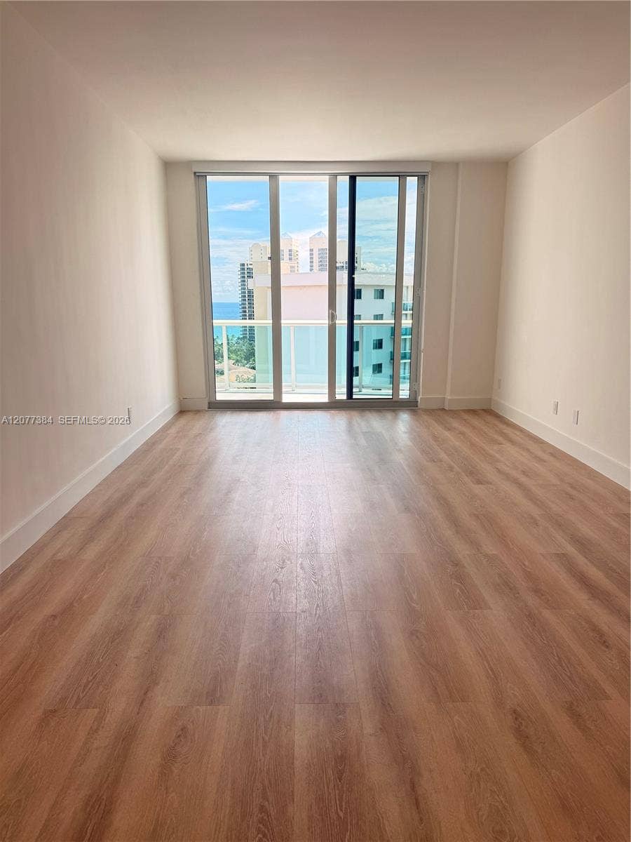 19390 Collins Avenue, #PH-24, Sunny Isles Beach, Sunny Isles Beach, FL 33160 Photo 3