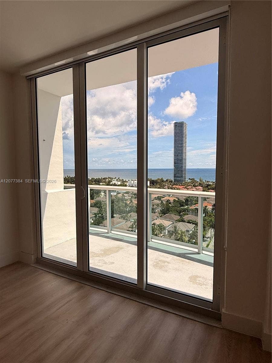 19390 Collins Avenue, #PH-24, Sunny Isles Beach, Sunny Isles Beach, FL 33160 Photo 6