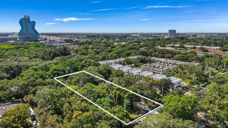 Property photo for 5571 SW 40th Avenue, Dania Beach, FL