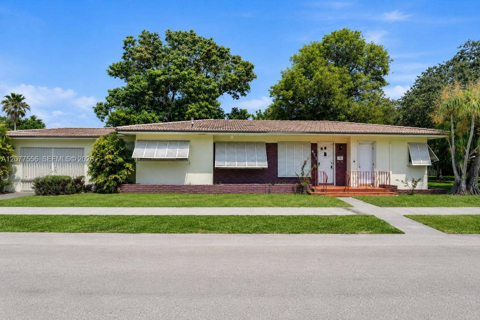 425 S 15th Avenue, Hollywood, FL 33020 Photo 1