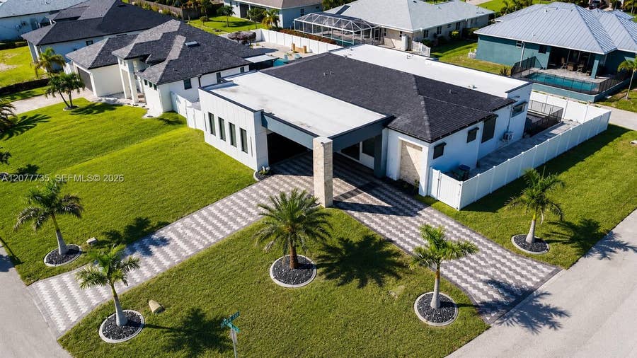 Property photo for 910 NW 38th Avenue, Cape Coral, FL