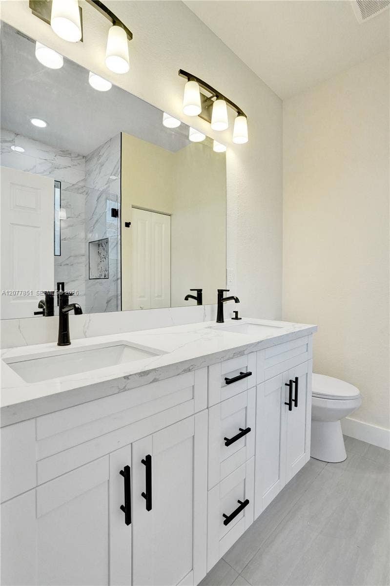 599 SW 12th Avenue, Dania Beach, FL 33004 Photo 8