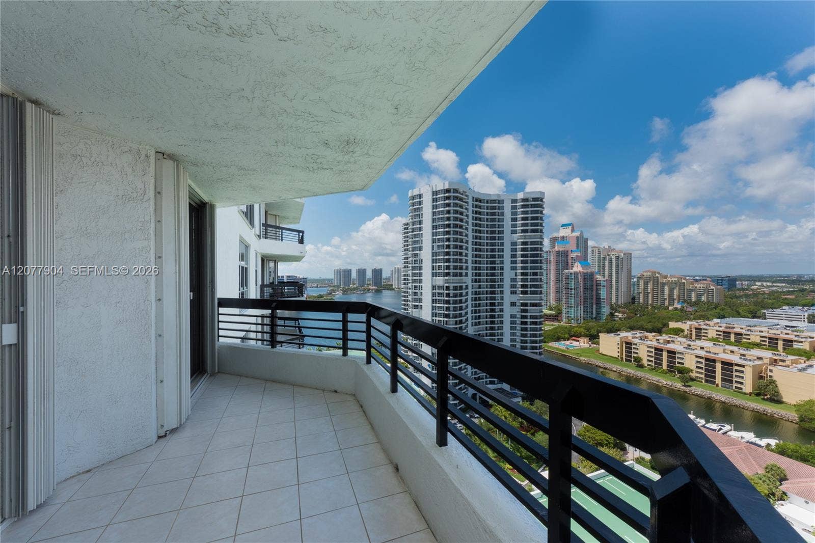 3500 Mystic Pointe Drive, #2202, Aventura, FL 33180 Photo 13