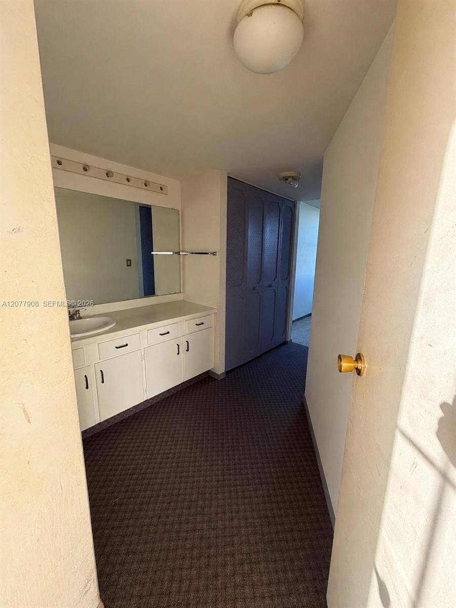 20500 W Country Club Drive, #818, Aventura, FL 33180 Photo 13
