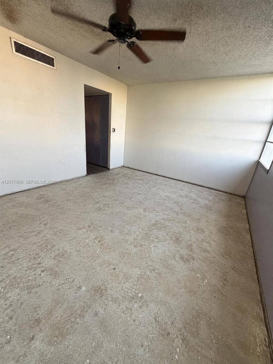 20500 W Country Club Drive, #818, Aventura, FL 33180 Photo 11