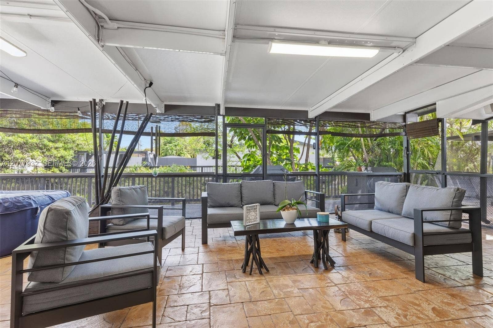 2485 NE 214th Street, Miami, FL 33180 Photo 31