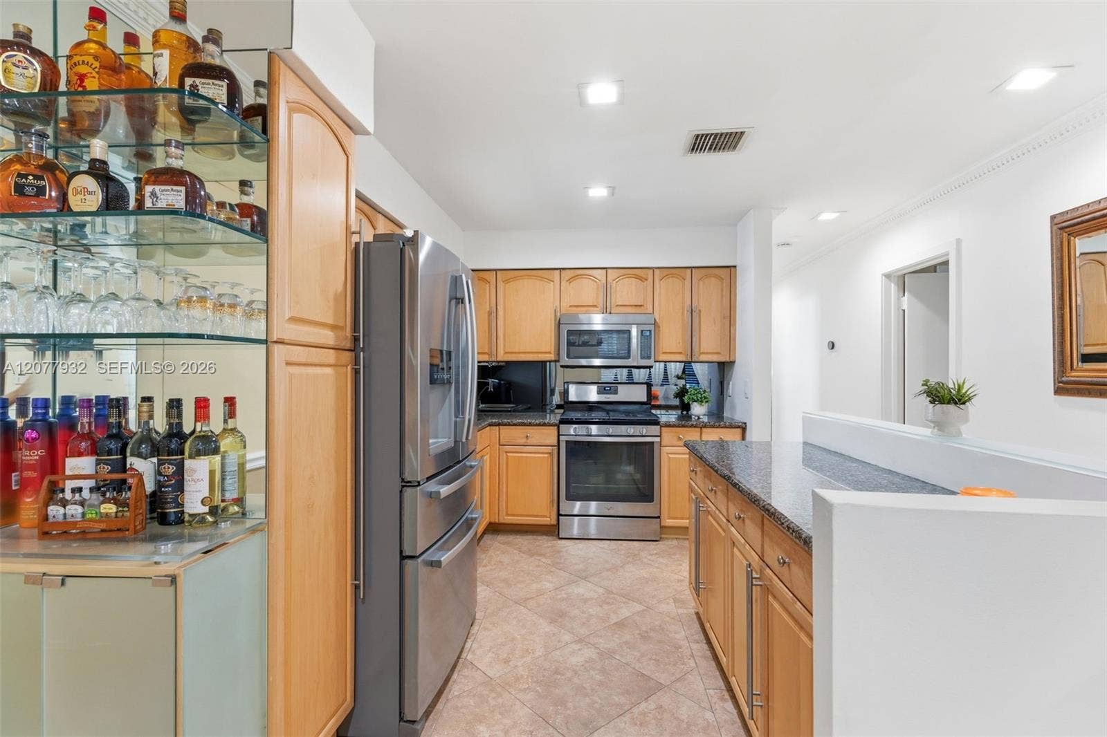 2485 NE 214th Street, Miami, FL 33180 Photo 11