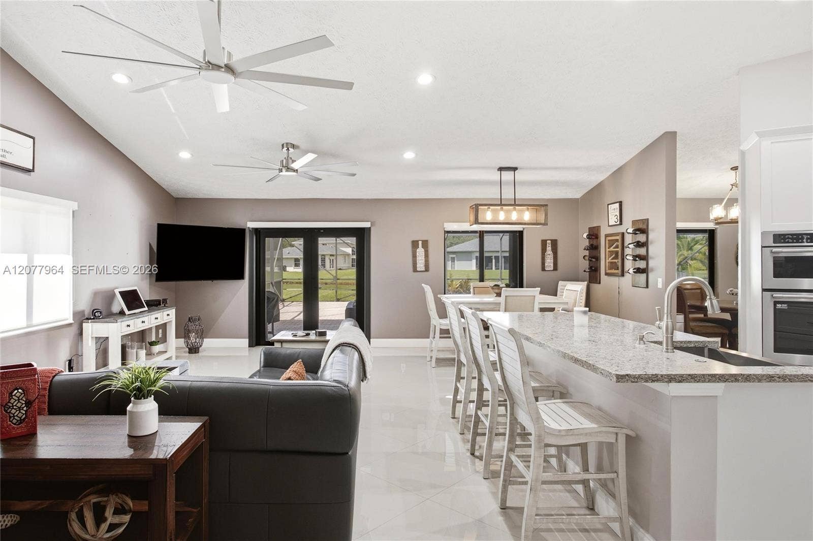 3151 SW 133rd Terrace, Davie, FL 33330 FAMILY ROOM OFF KITCHEN