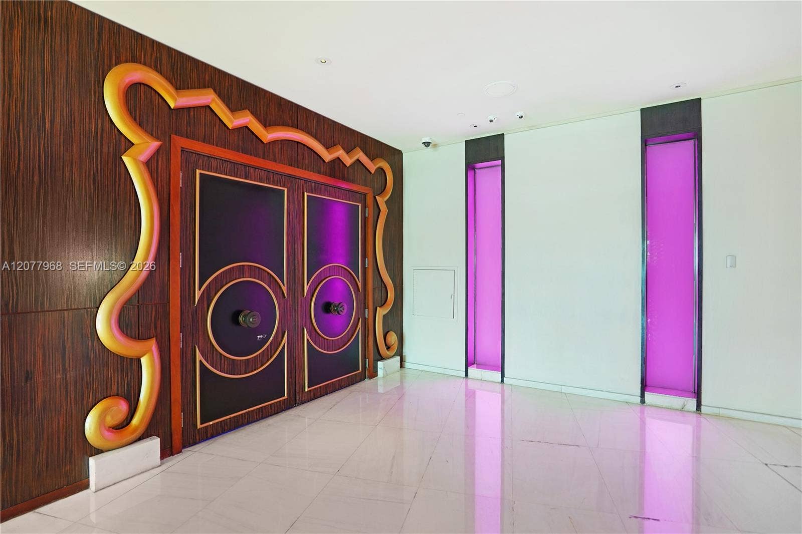 4391 Collins Avenue, #803, Miami Beach, FL 33140 Entrance to LIV Nightclub