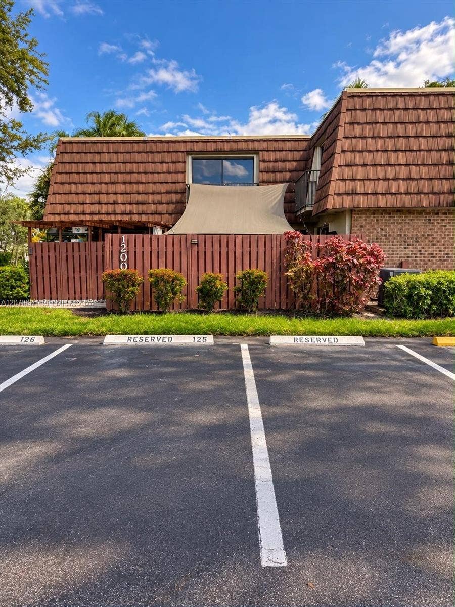 Property photo for 1200 SW 118th Terrace, #1200, Davie, FL