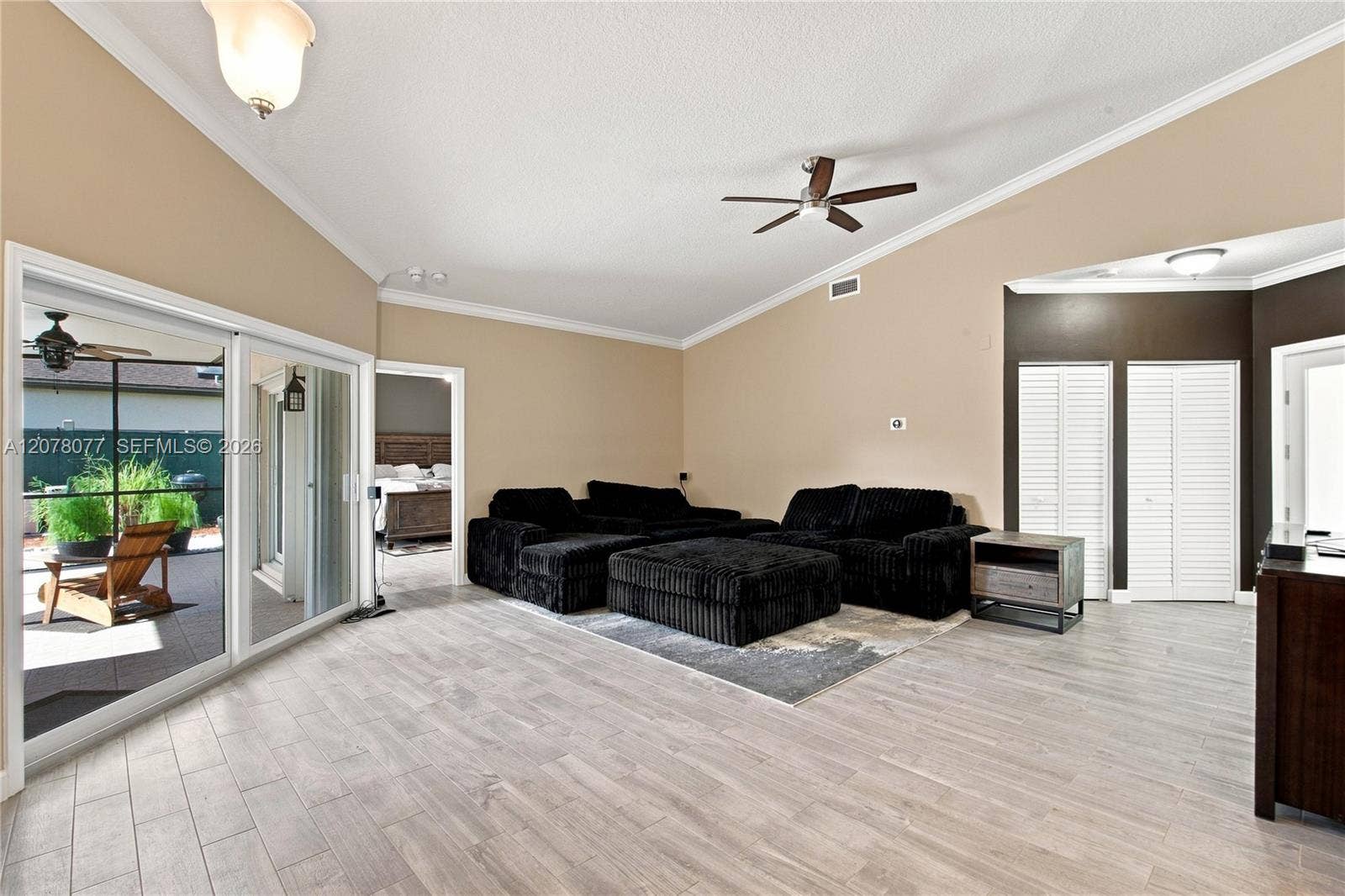 6526 Windsor Drive, Parkland, FL 33067 Living Room