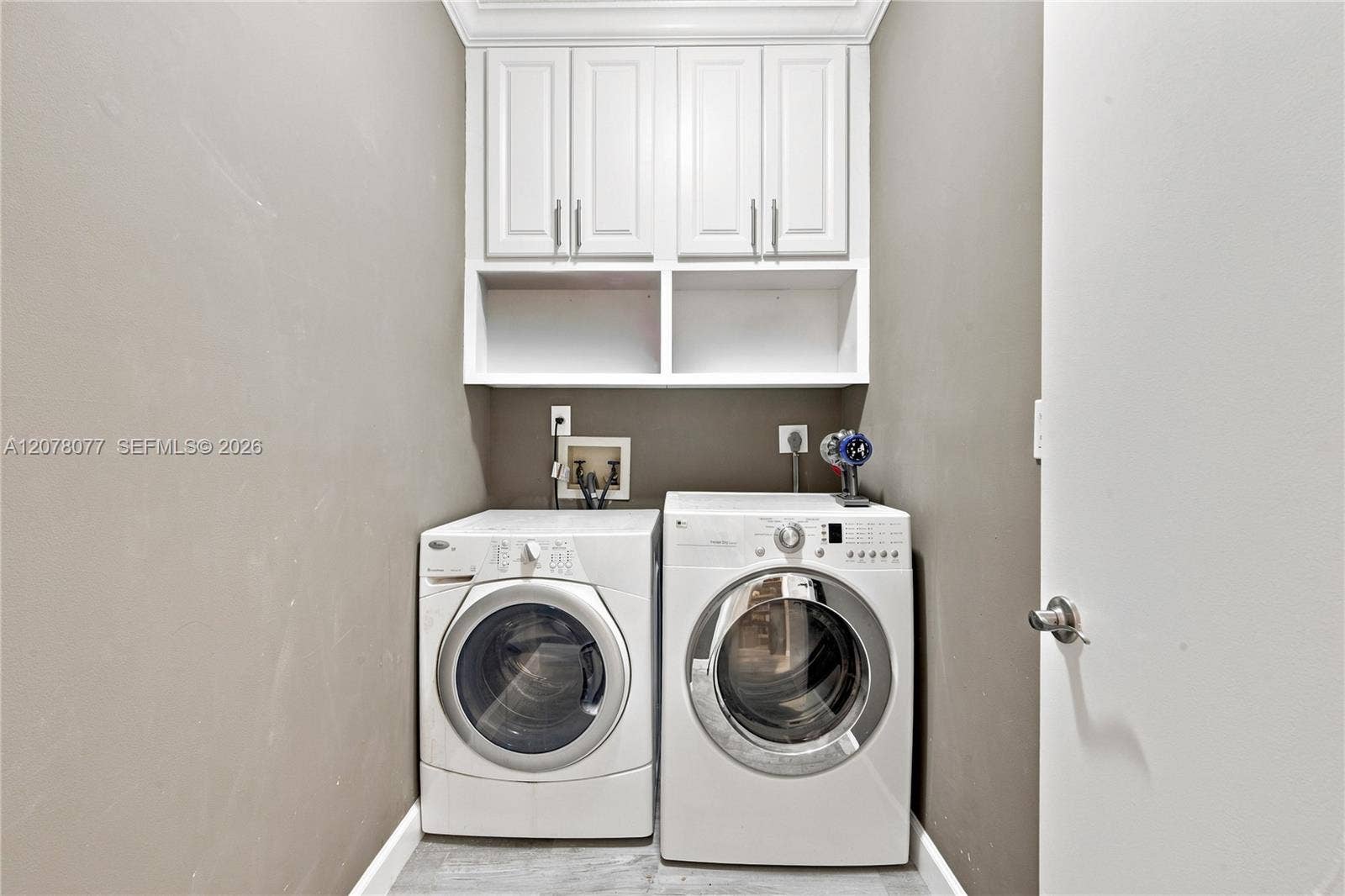 6526 Windsor Drive, Parkland, FL 33067 Laundry Room
