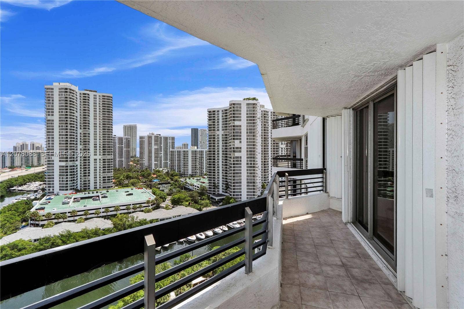 3400 NE 192nd Street, #1911, Aventura, FL 33180 Photo 3