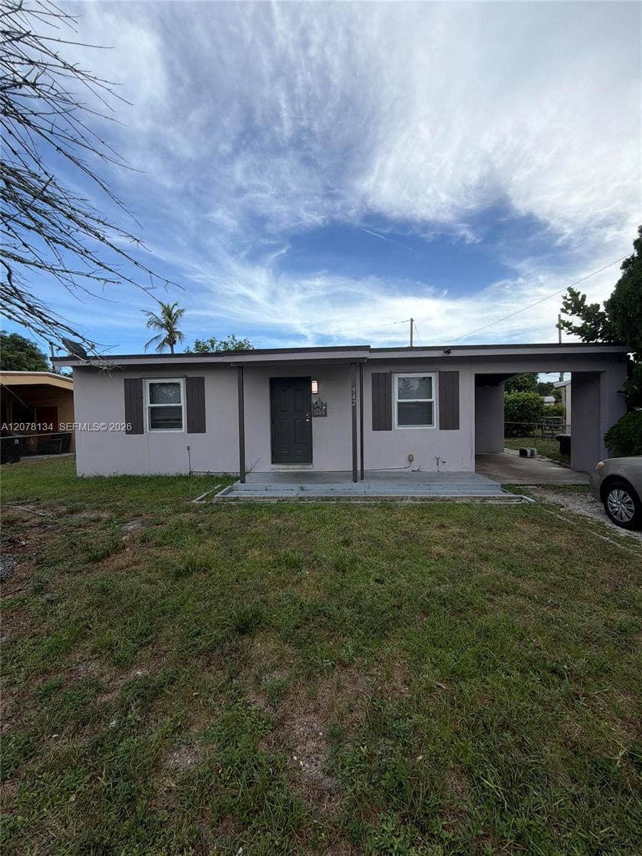 Property photo for 942 NW 11th Court, Fort Lauderdale, FL