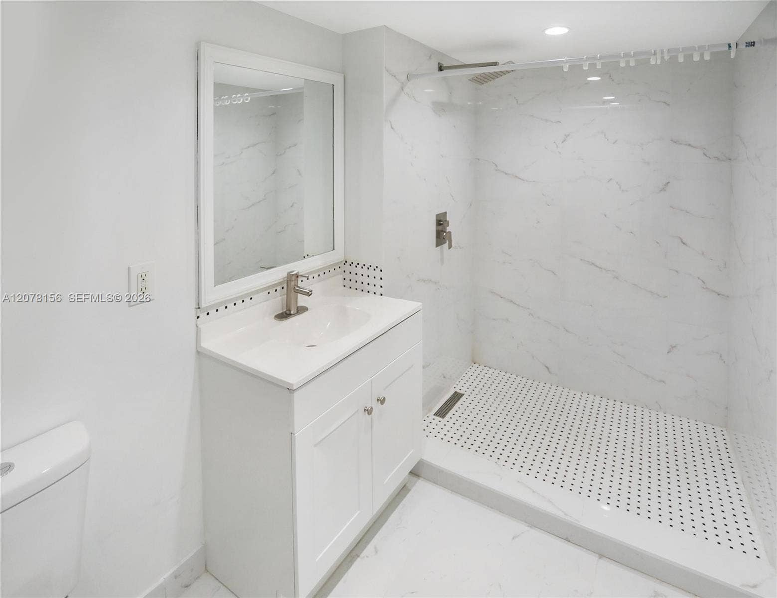 2941 NE 185th Street, #1305, Miami, FL 33180 Photo 10